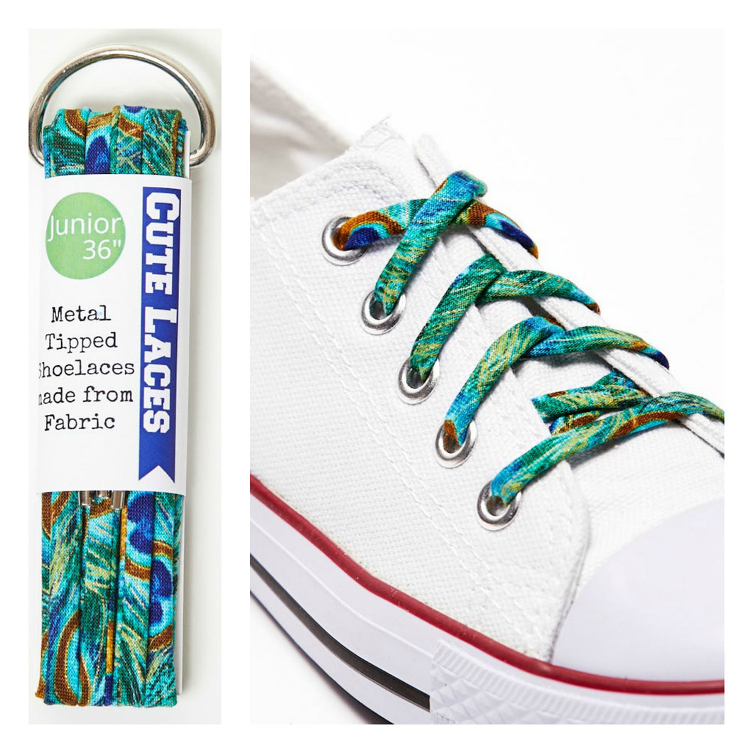 Shoelace swap on white chucks